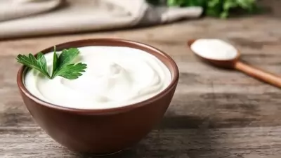 Advantages and disadvantages of eating curd
